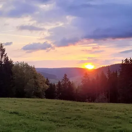 Moderne Zum Wohlfuehen- Gehlberg Suhl